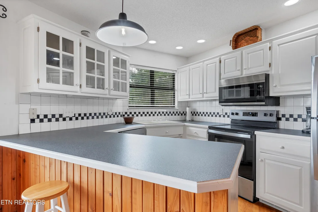 Photo of 544 Nathans Nook Rd