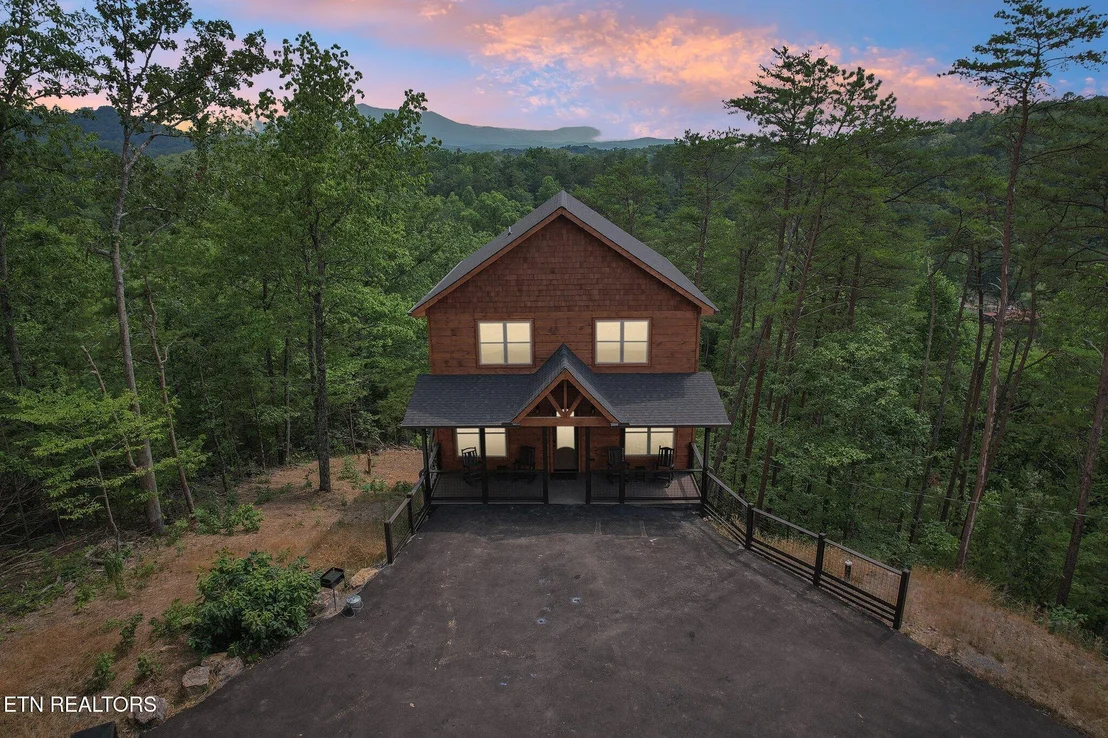 Photo of 2616 Dogwood Loop Drive