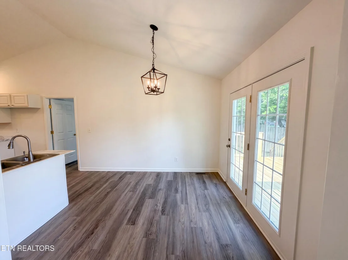 Photo of 375 Walnut Lane