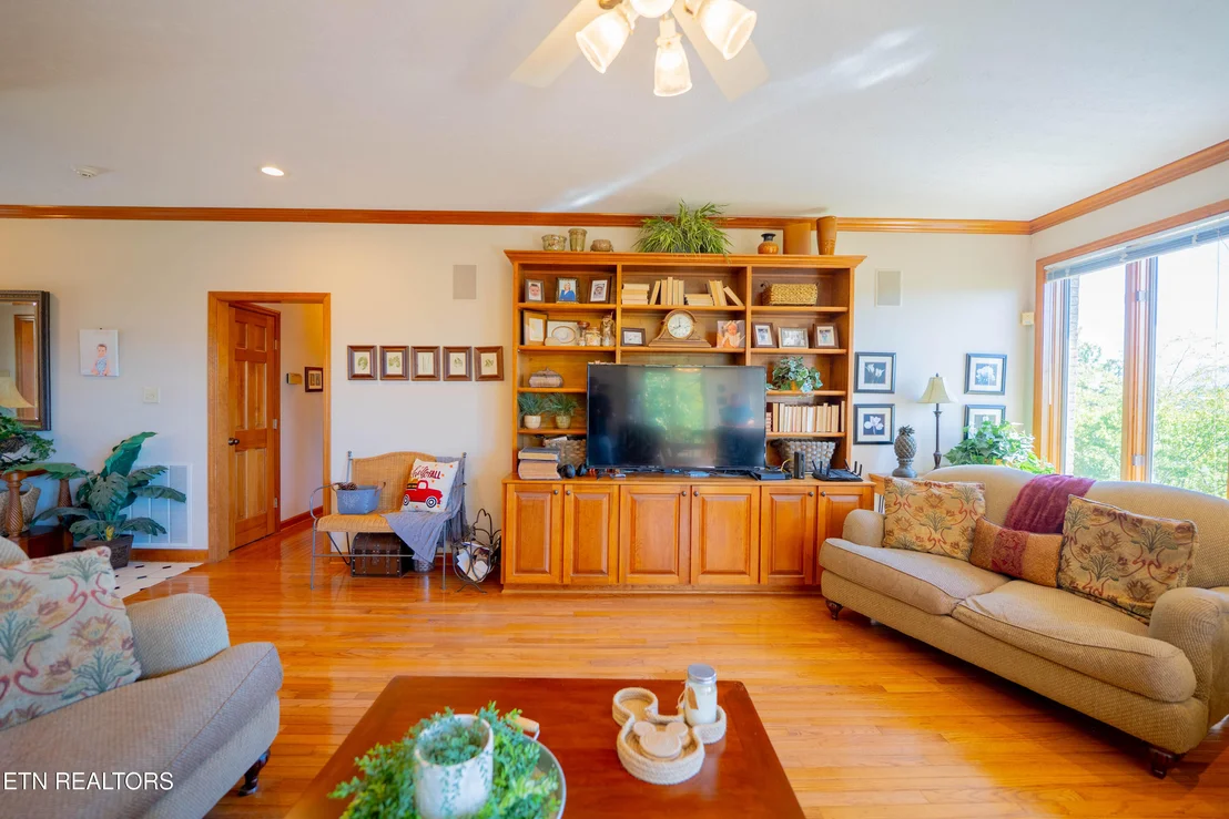 Photo of 310 Teague