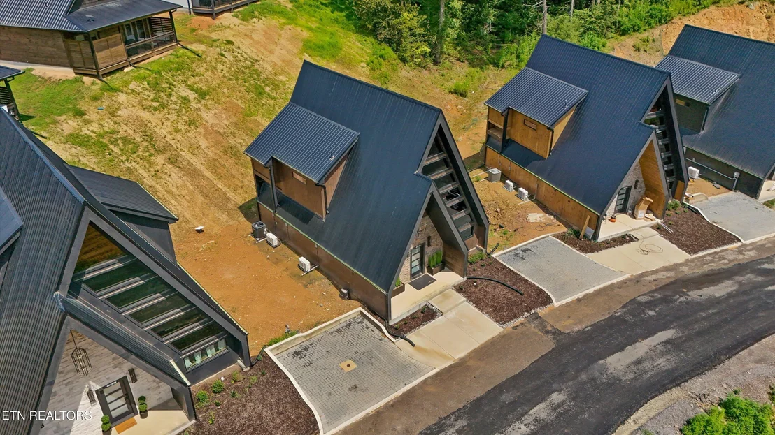Photo of 615 Longbow Way