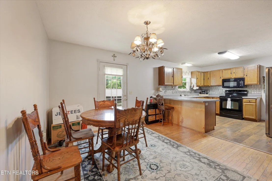 Photo of 354 Apple Valley Rd