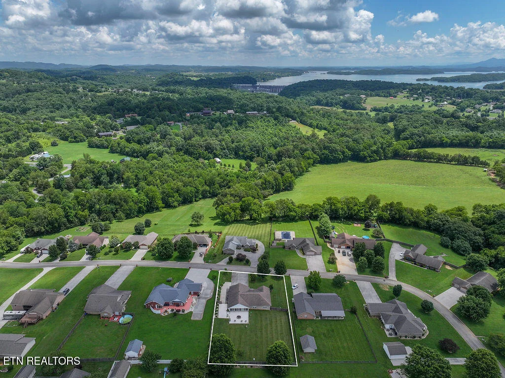 Photo of 674 Southview Circle