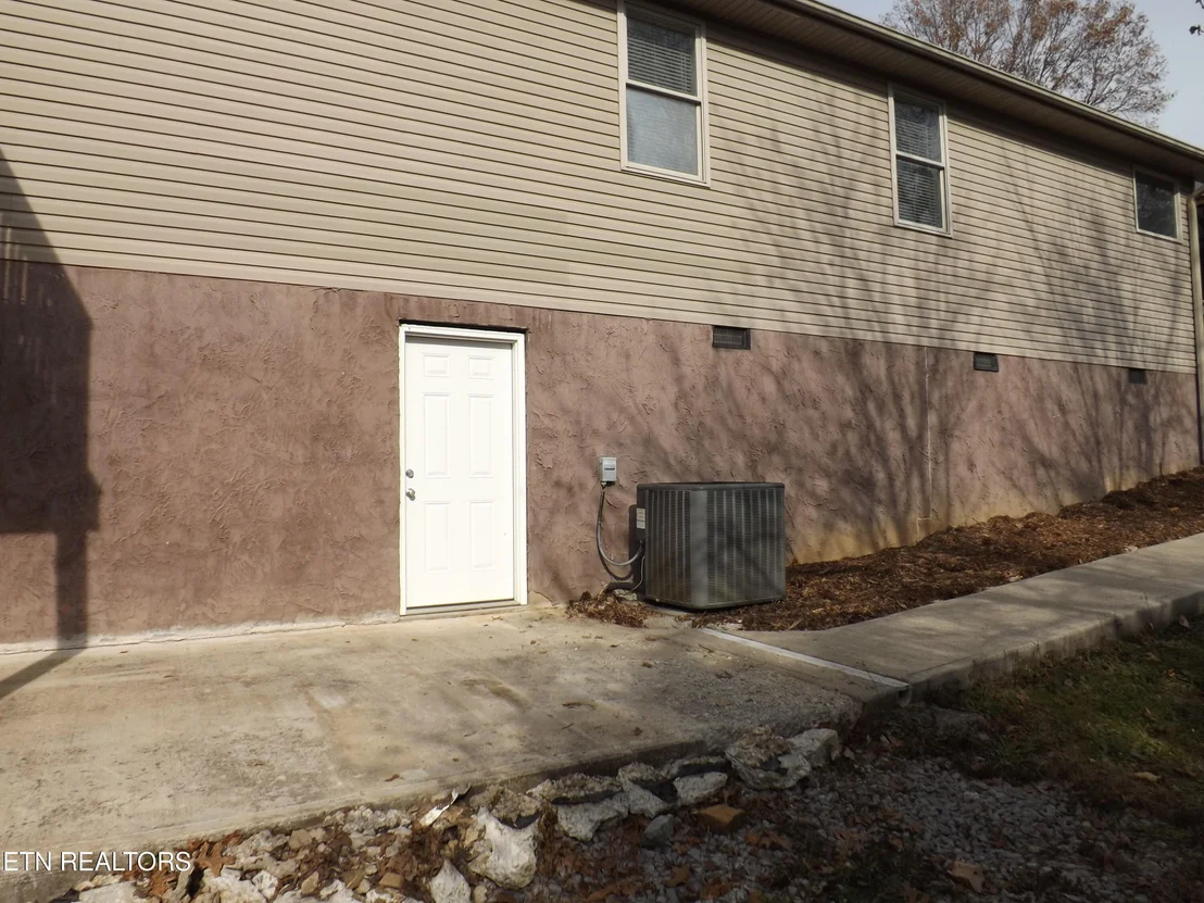 Photo of 140 LANCASTER St