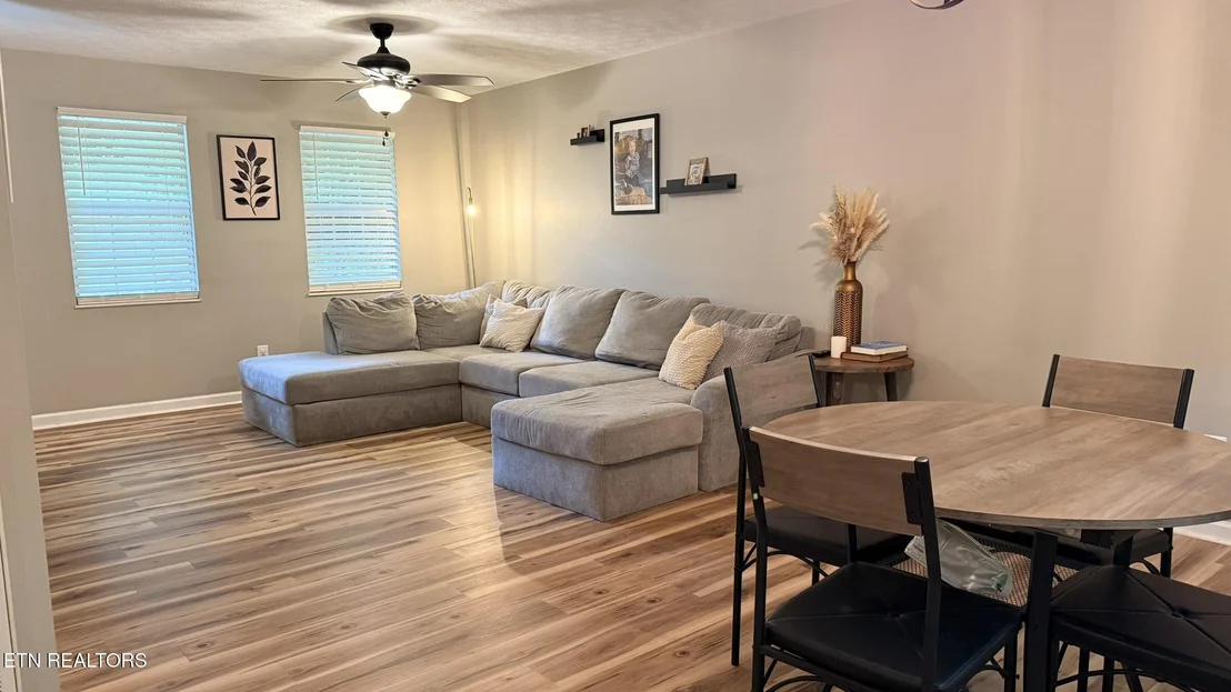 Photo of 1065 Briar Court
