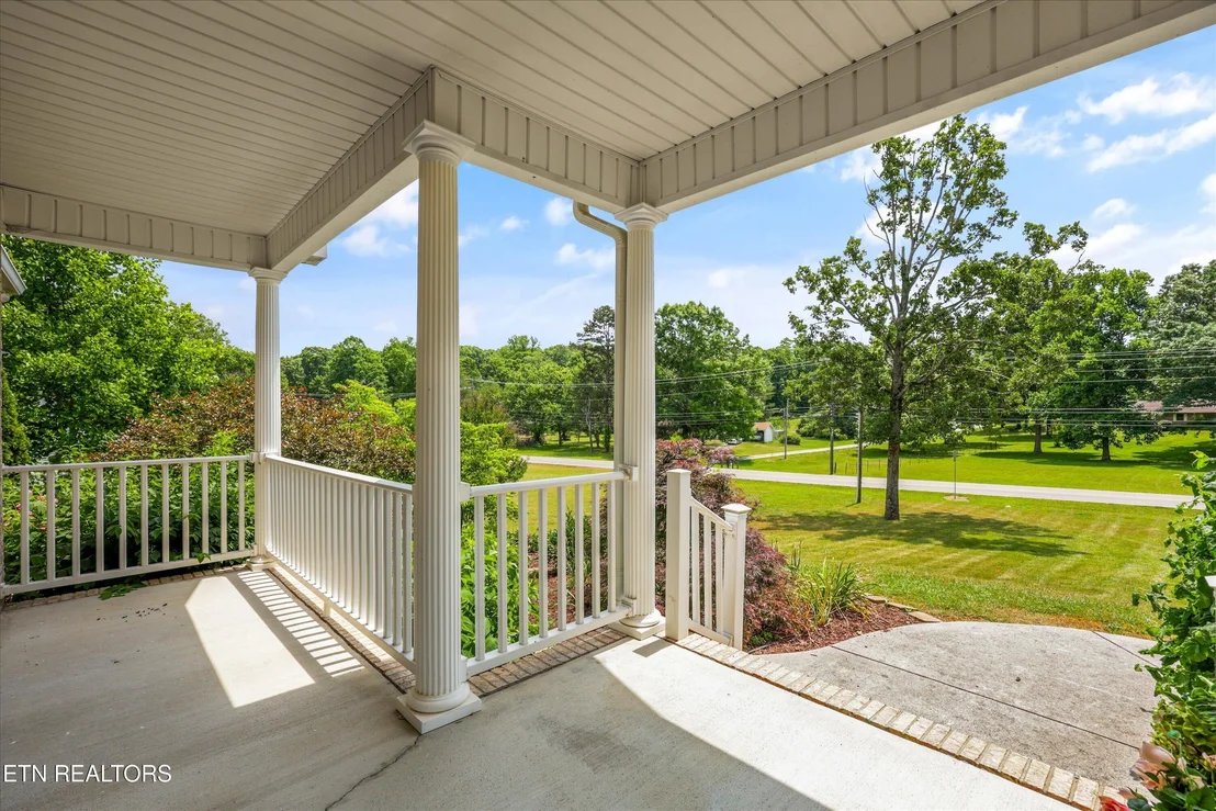 Photo of 1697 Davis Ferry Rd
