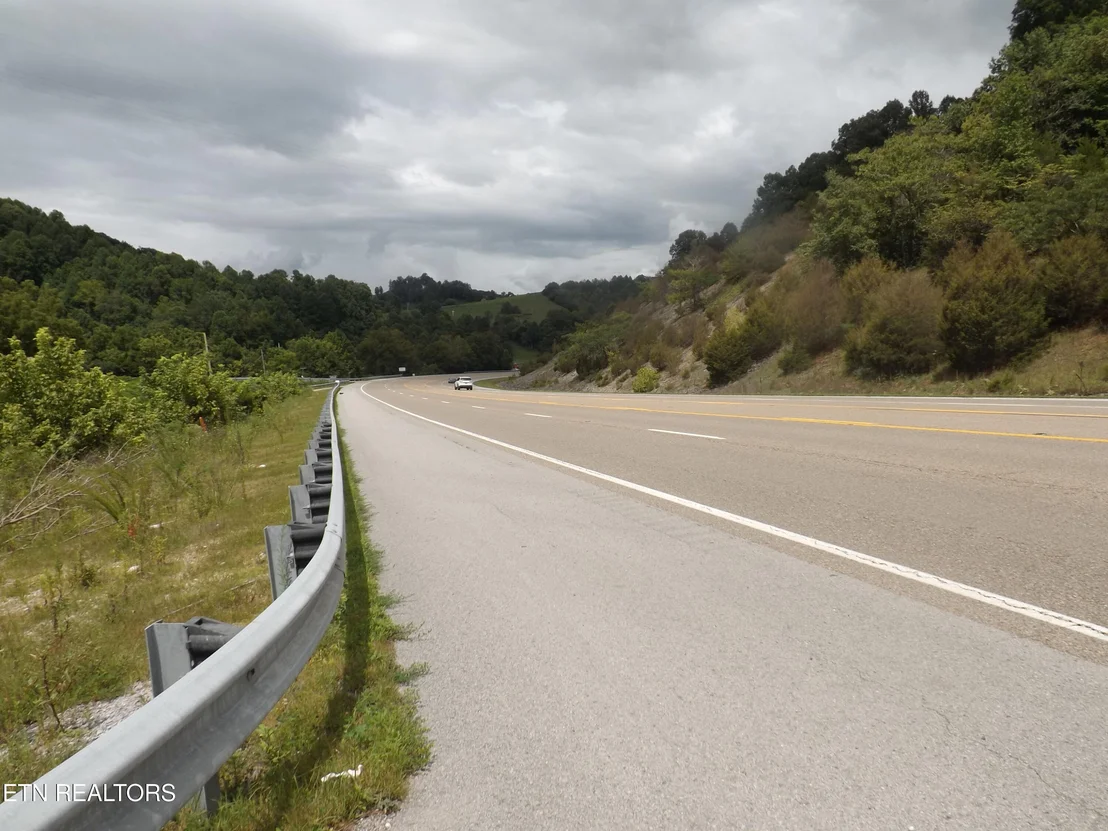 Photo of 5075 E Highway 25E
