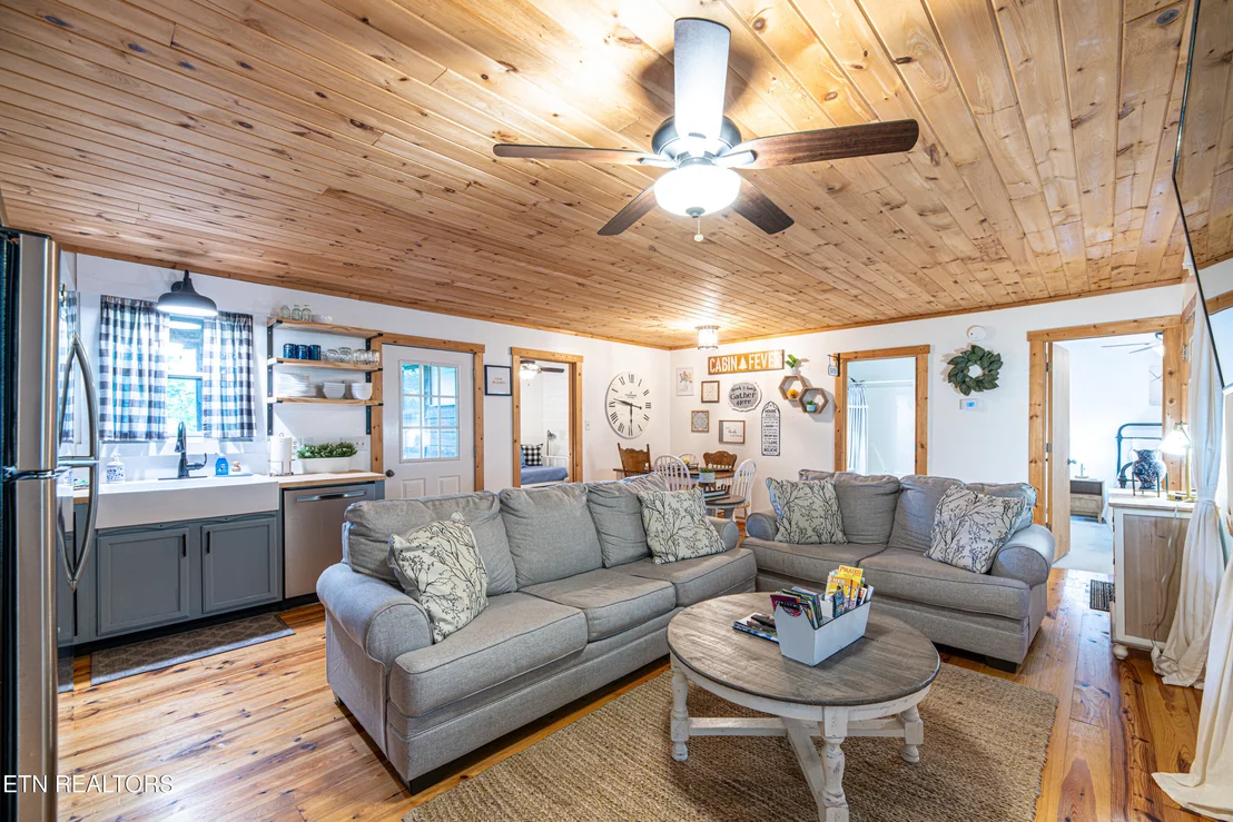 Photo of 822 Christy Lane
