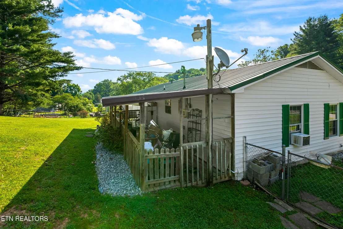 Photo of 310 Hollifield Drive