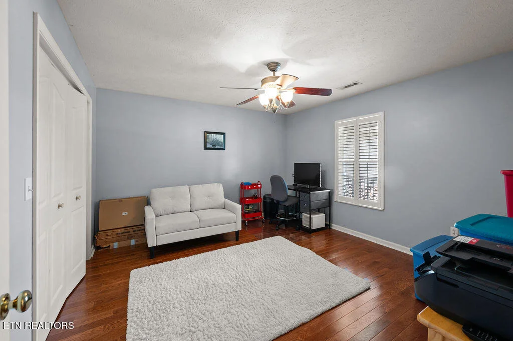 Photo of 674 Southview Circle