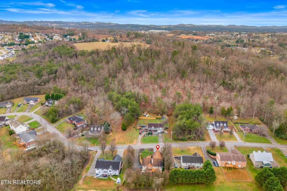 Photo of 1401 Brookfield Drive