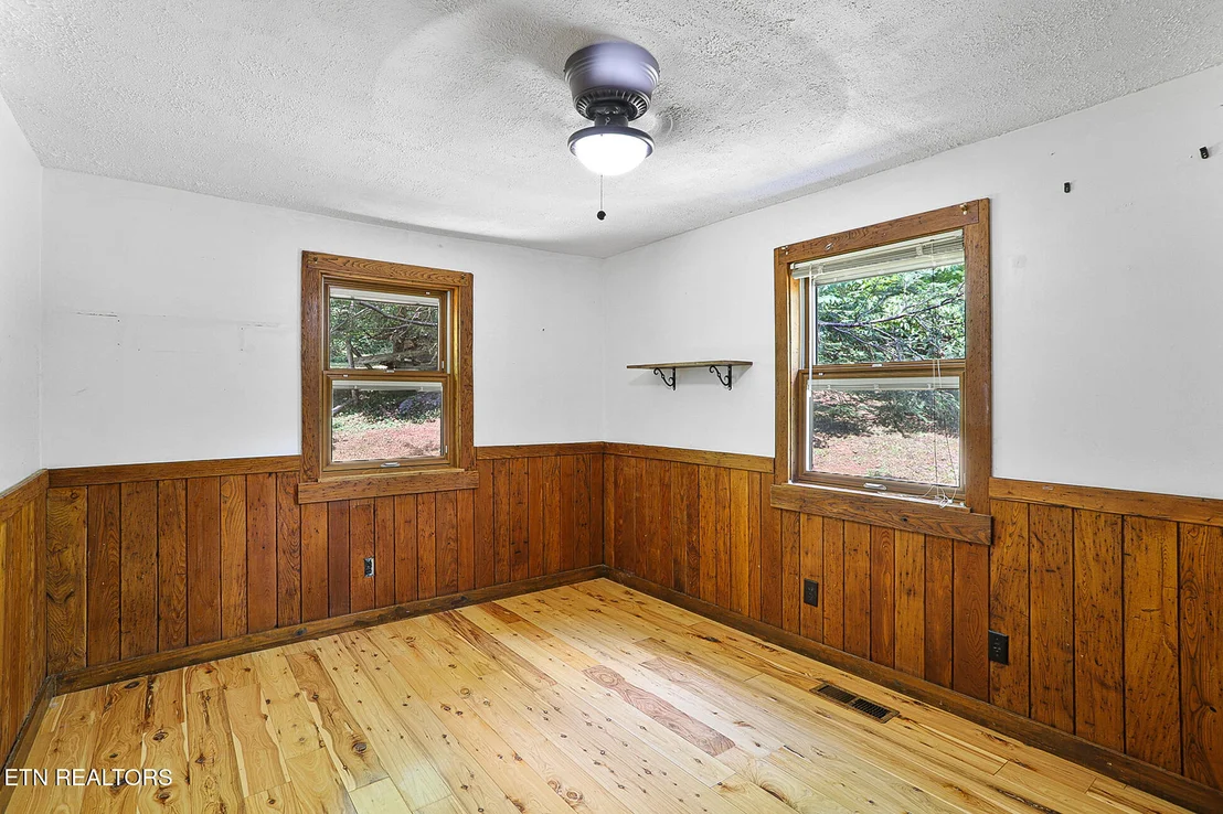 Photo of 160 Thomas Ed Roach Lane