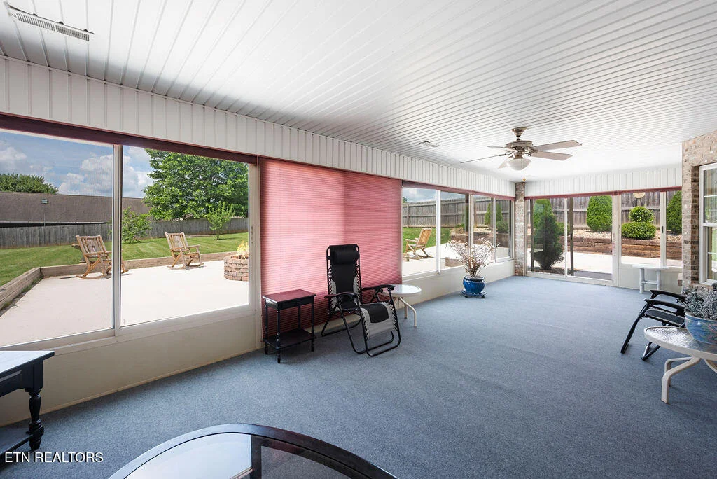 Photo of 674 Southview Circle