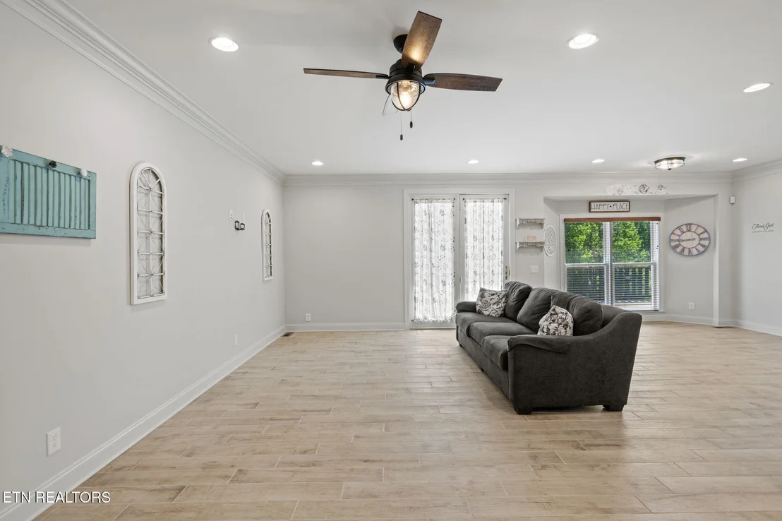 Photo of 239 Sequoyah Rd