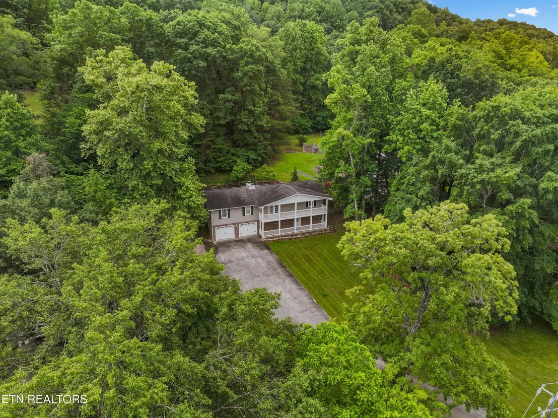 Photo of 1302 Irwin Drive