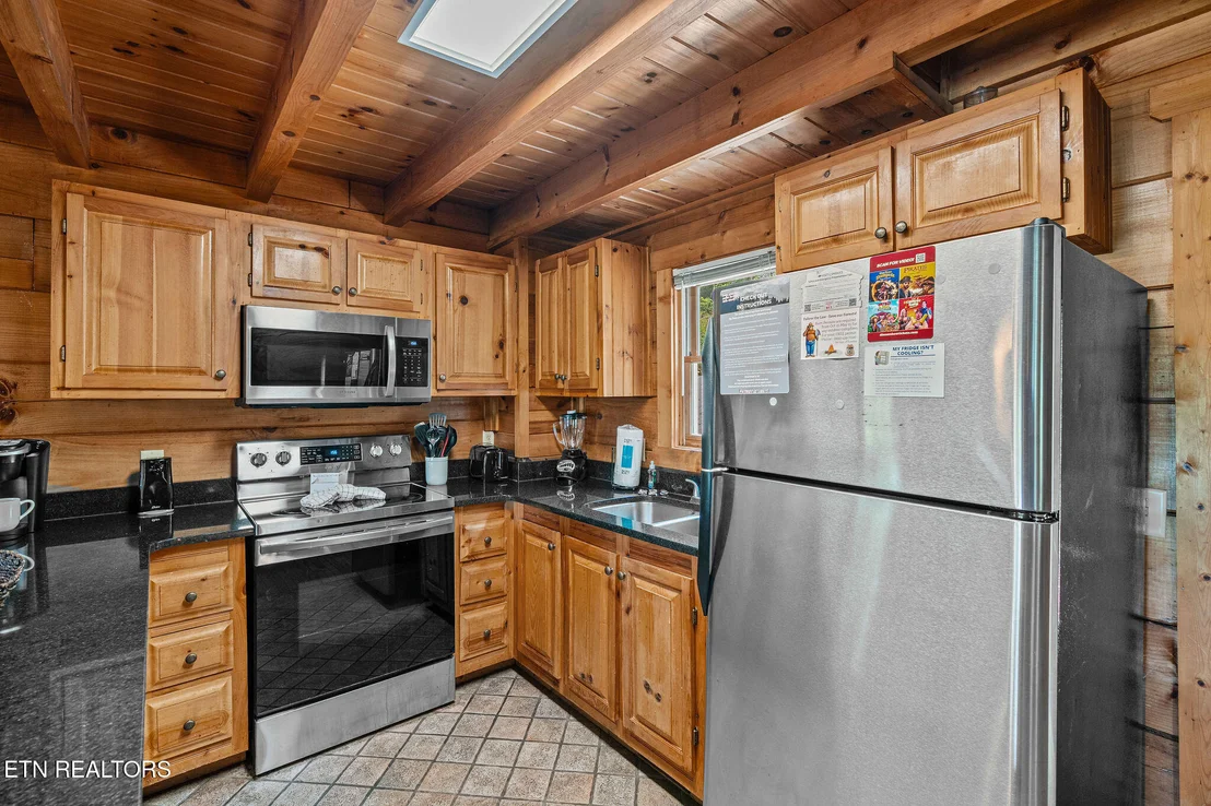 Photo of 928 Falcon View Way