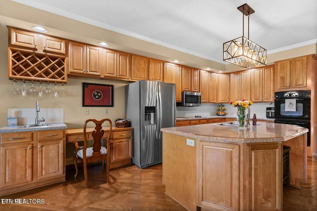 Photo of 165 Fairway Drive