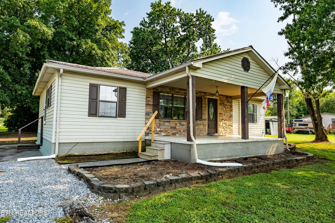 Photo of 170 Dotson Rd
