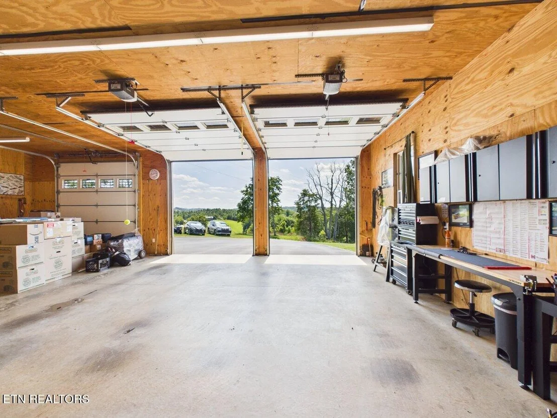 Photo of 317 Oak Grove Rd