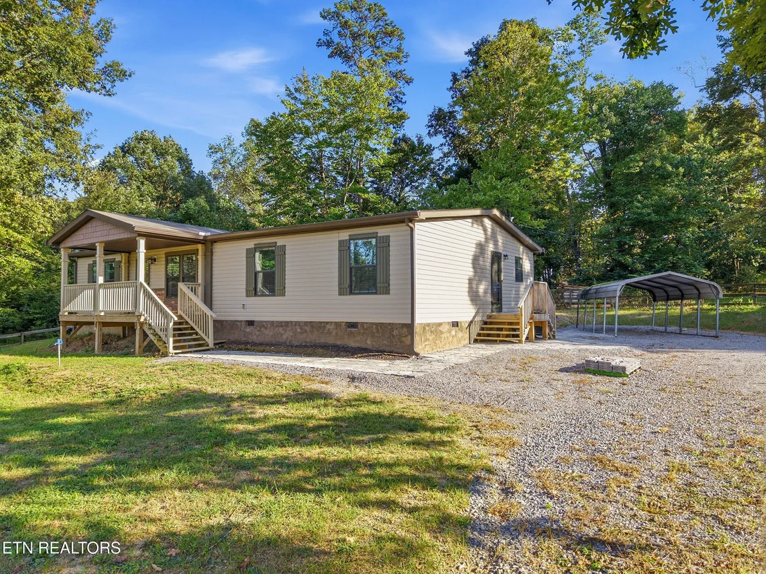 Photo of 938 Mountain View St