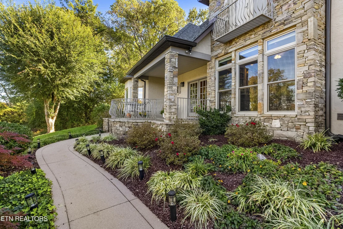 Photo of 310 Pineberry Drive