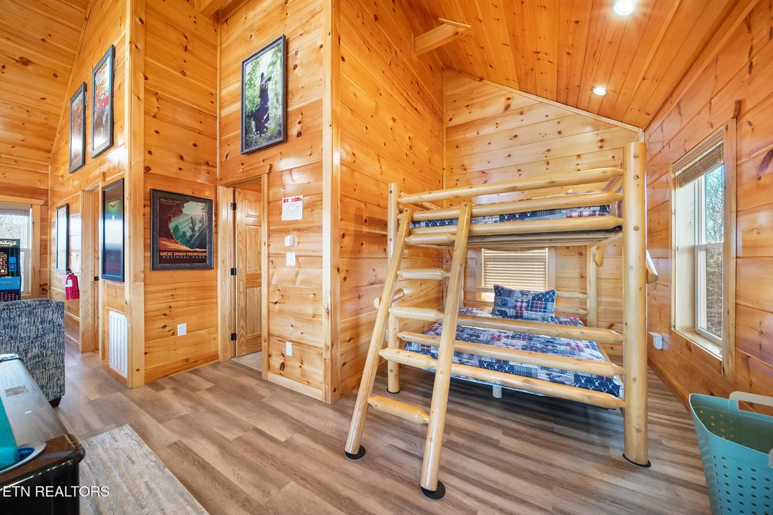 Photo of 1120 N Trail Drive