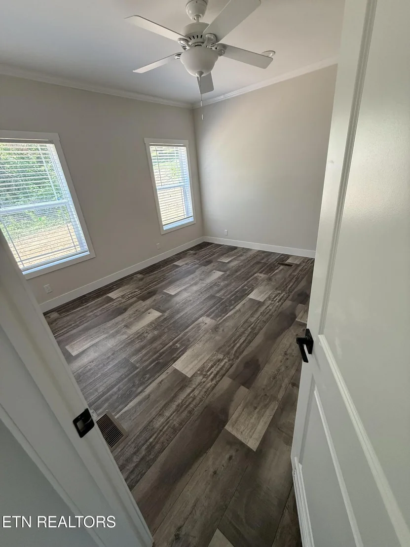 Photo of 705 Robin Drive