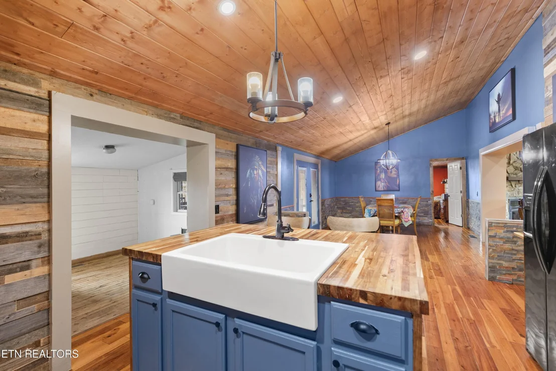 Photo of 1690 Goodman Loop