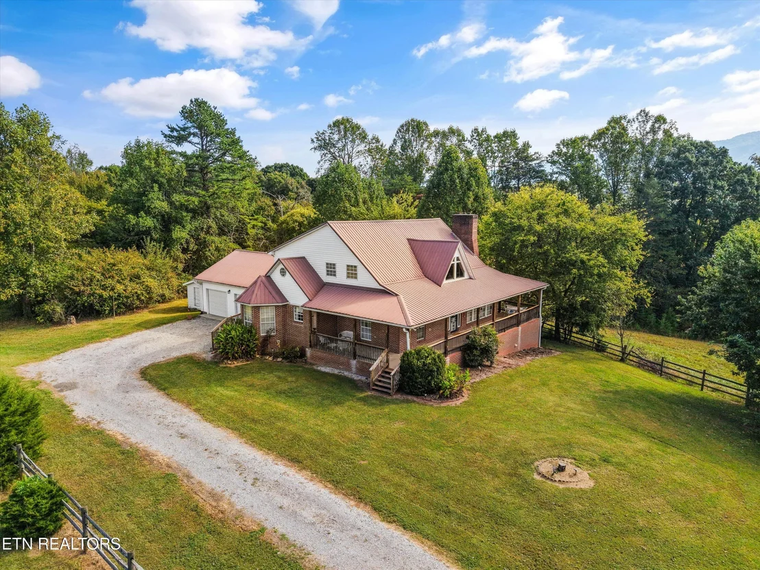 Photo of 2418 Tipton Loop Rd