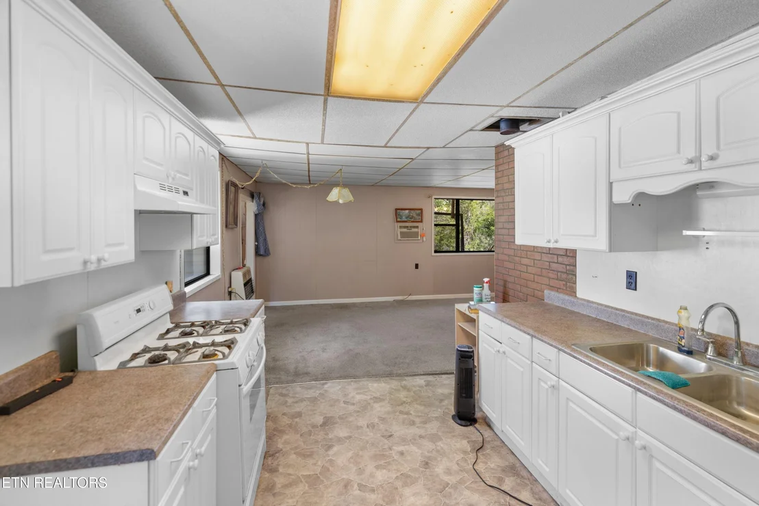 Photo of 158 Dalson Rd