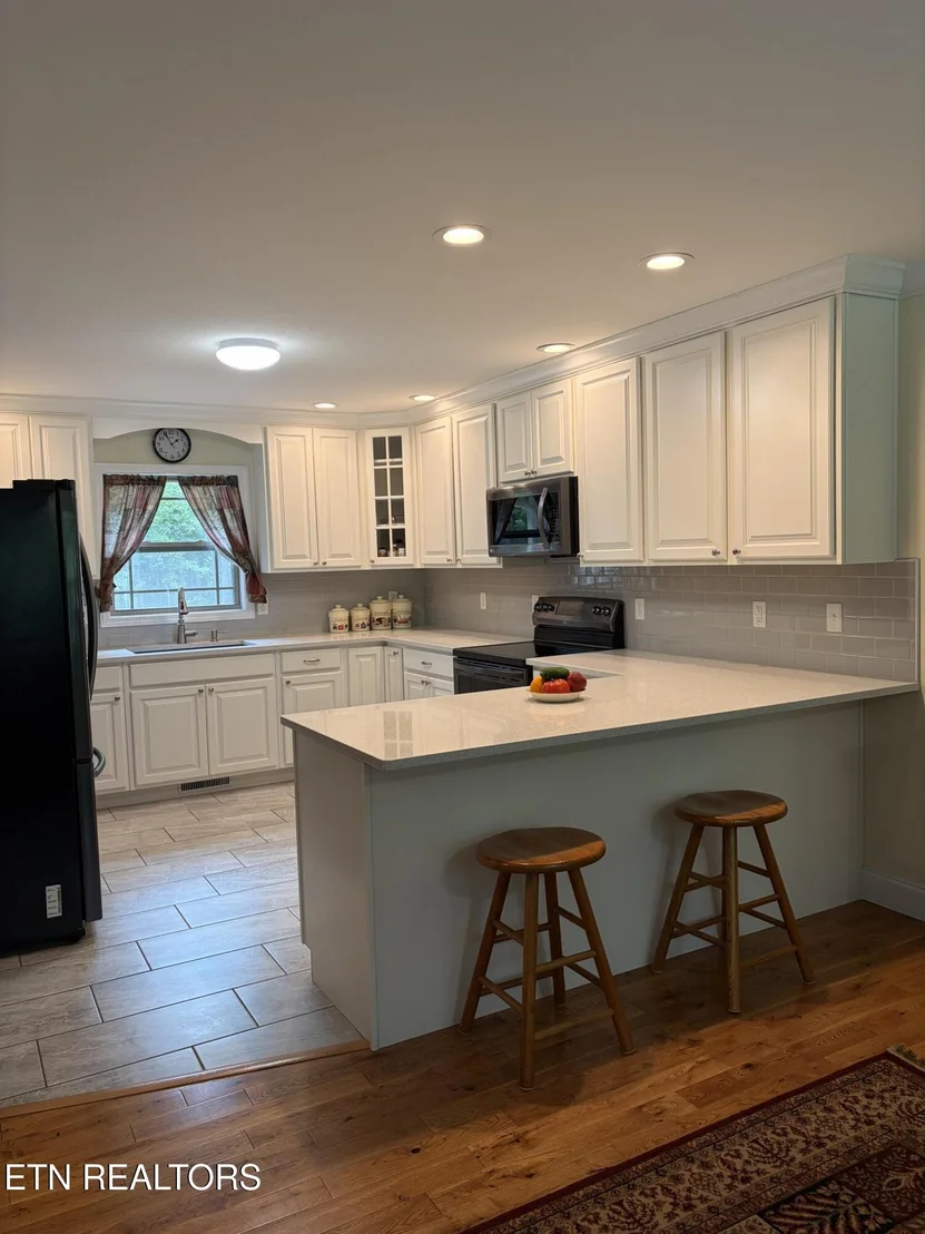 Photo of 104 Bottom Drive
