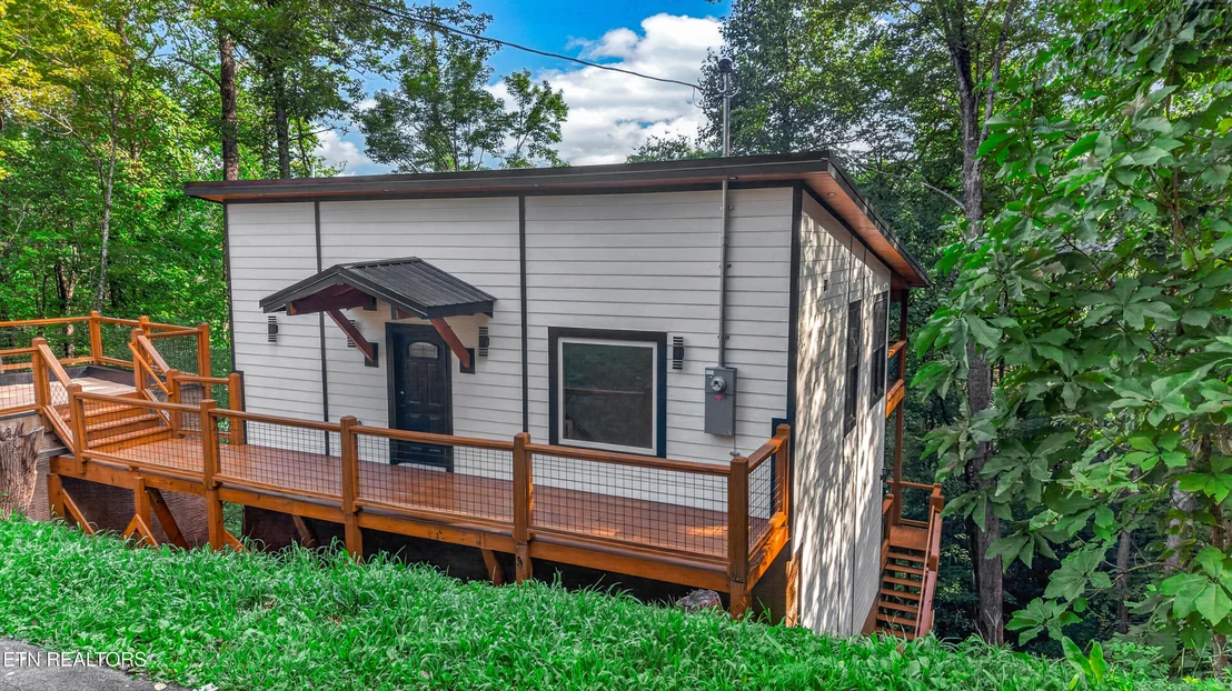 Photo of 741 Ski View Lane