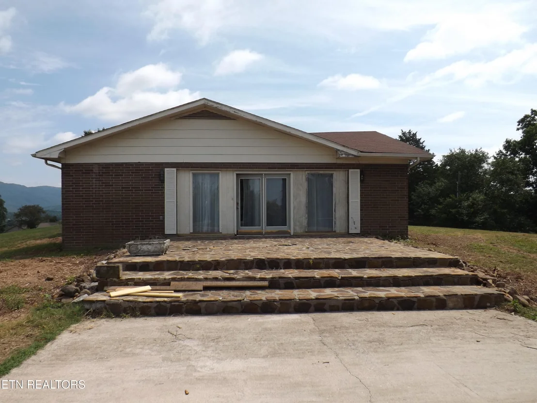 Photo of 262 OXFORD Circle
