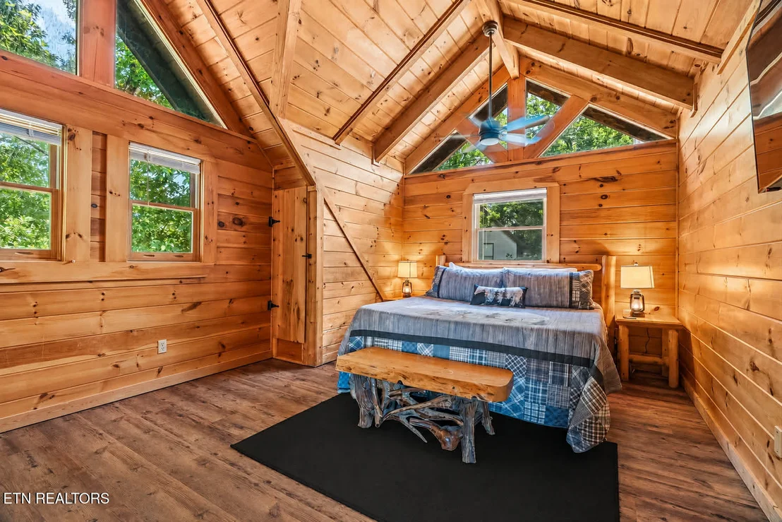 Photo of 2864 Pine Haven Drive