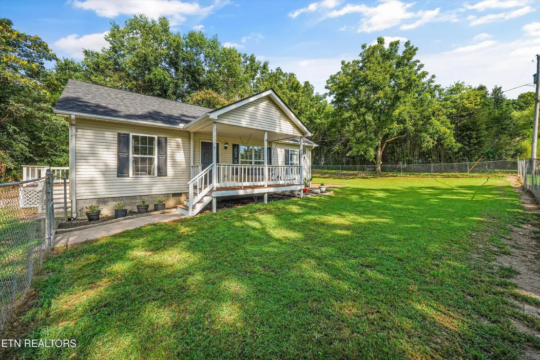 Photo of 1392 James Ferry Rd