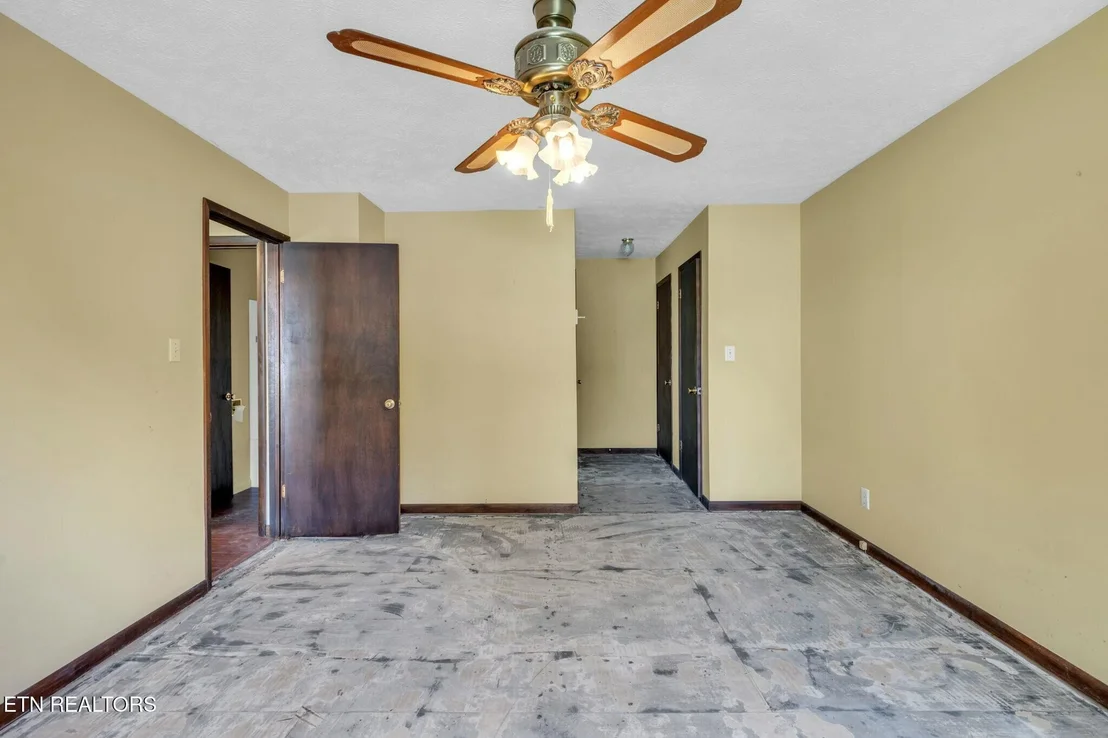 Photo of 2137 Highview Drive