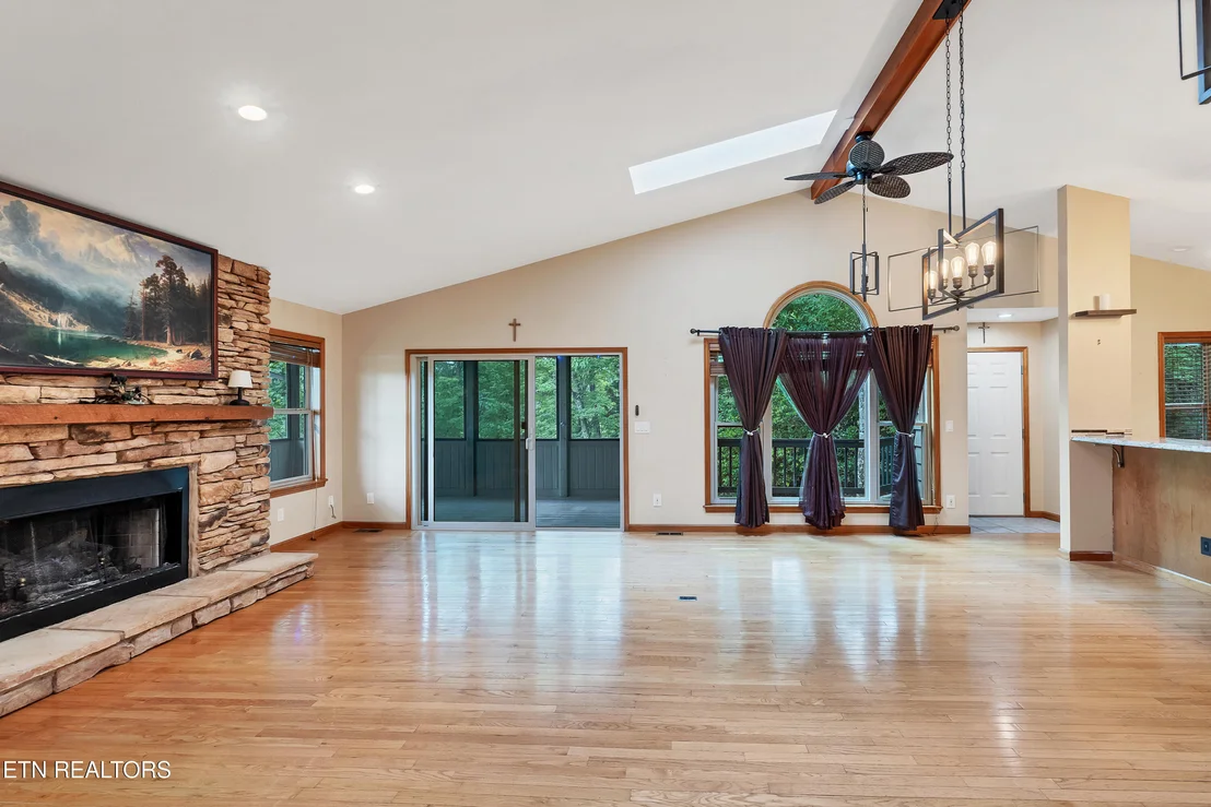 Photo of 620 Hawk View Drive