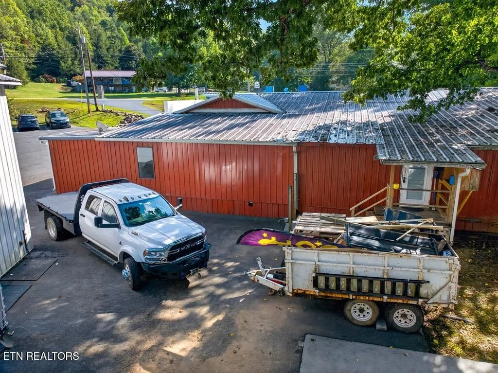 Photo of 4921 Hooper Hwy