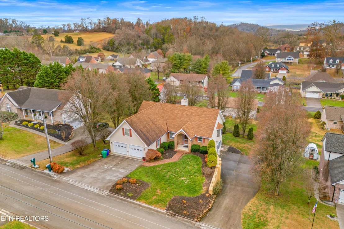 Photo of 1401 Brookfield Drive