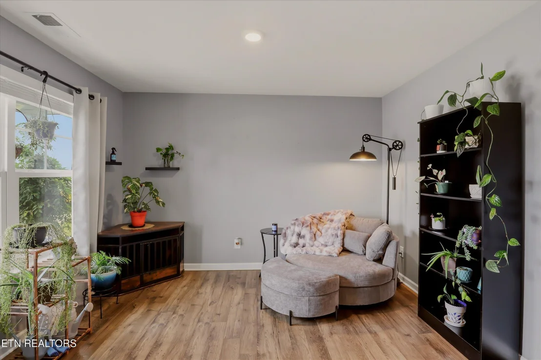 Photo of 1248 Cole Drive