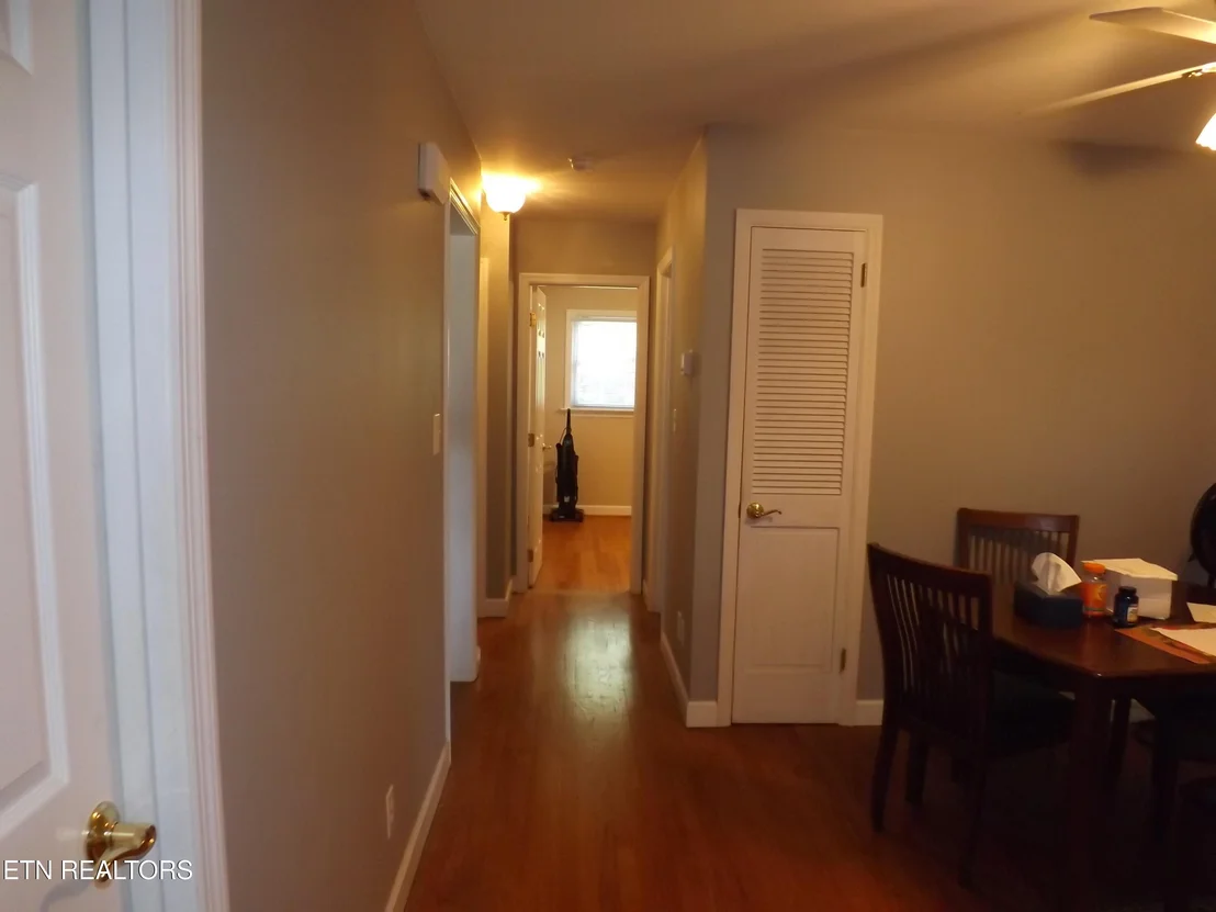 Photo of 188 White Ave