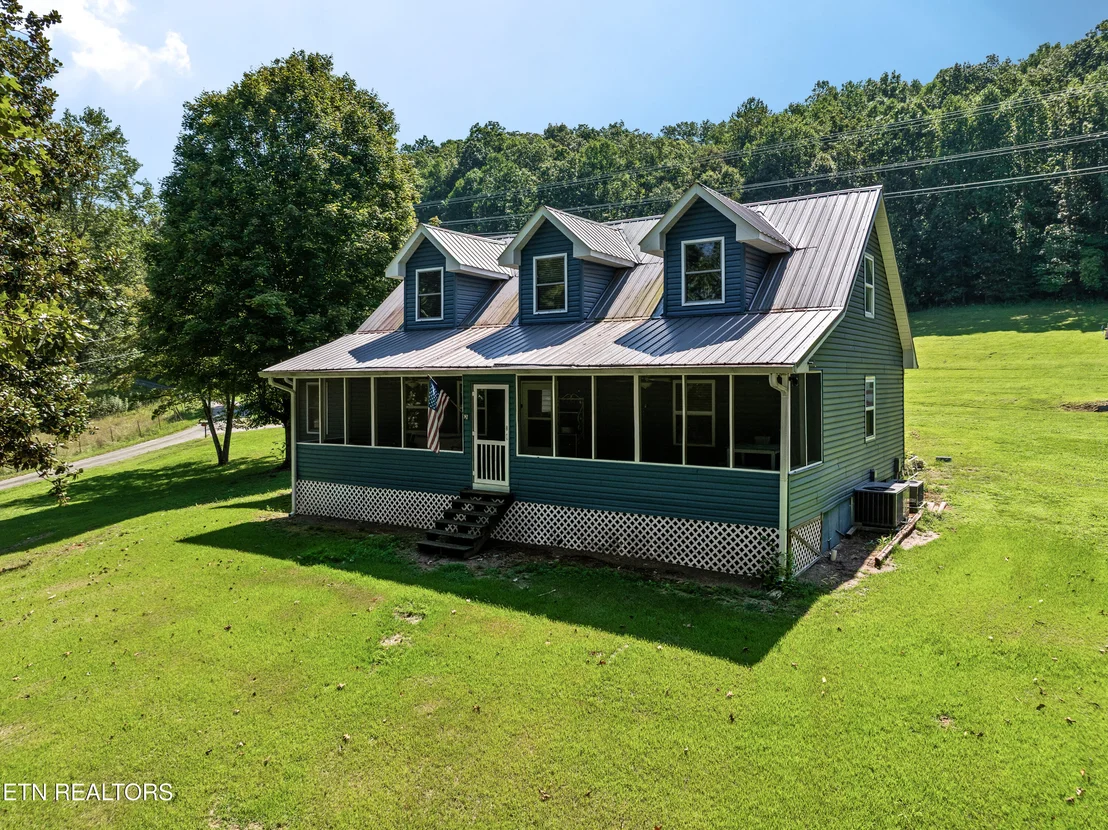 Photo of 110 Halcomb Drive