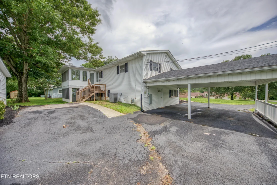 Photo of 7001 Washington Pike