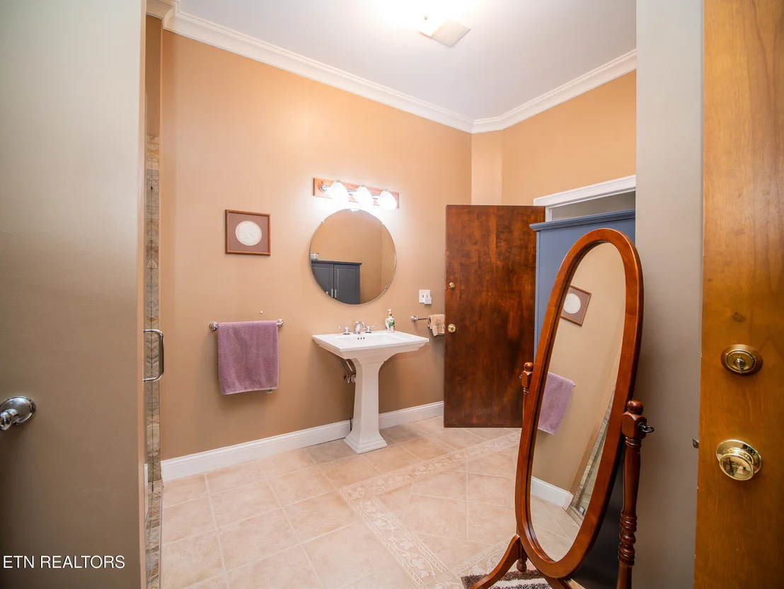 Photo of 127 Santee Way