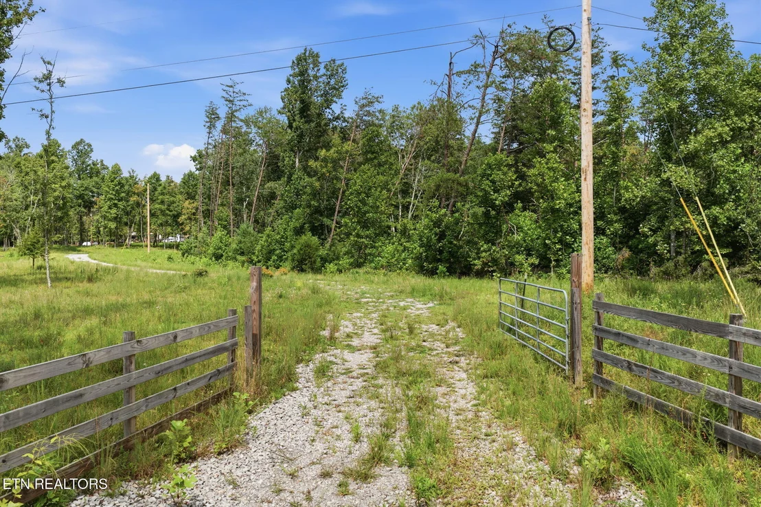 Photo of Twin Bridge Rd