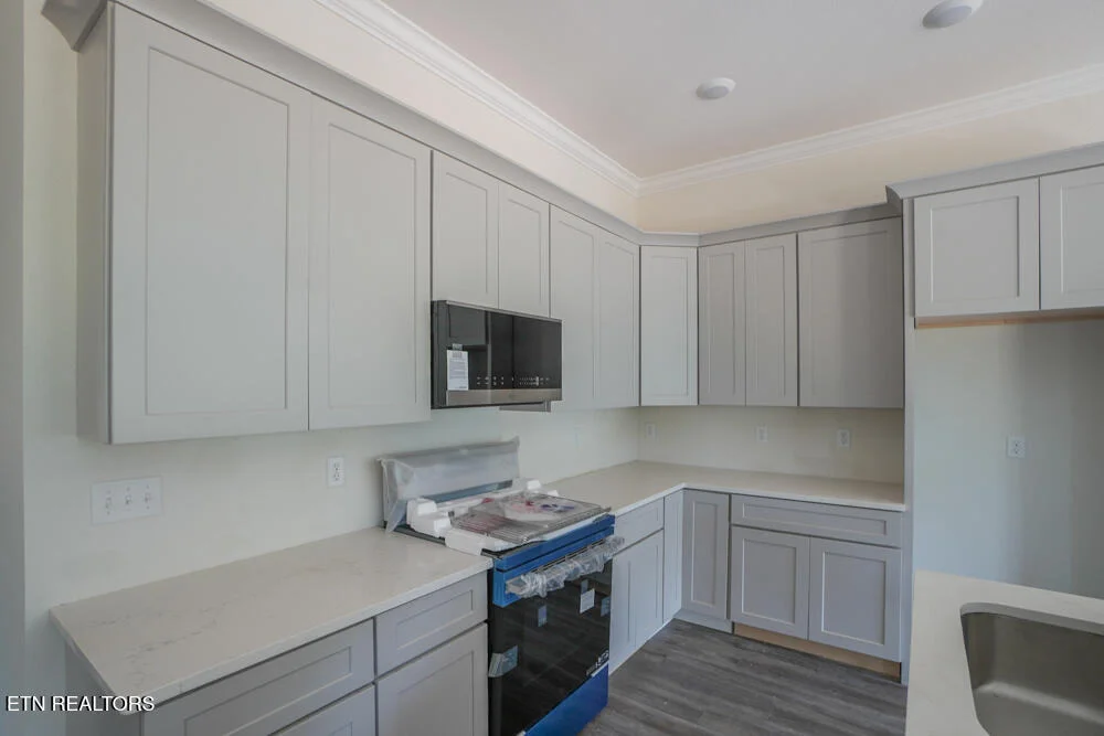 Photo of 5137 Gregory Rd