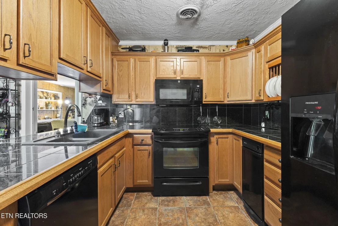 Photo of 2645 Mountain View Drive