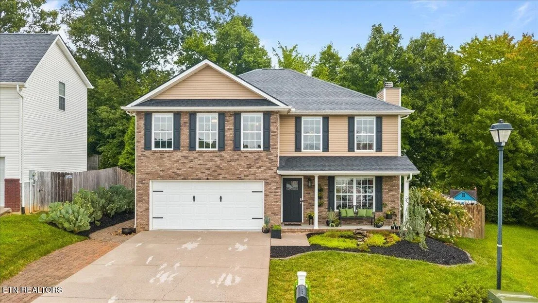 Photo of 6101 Starflower Lane
