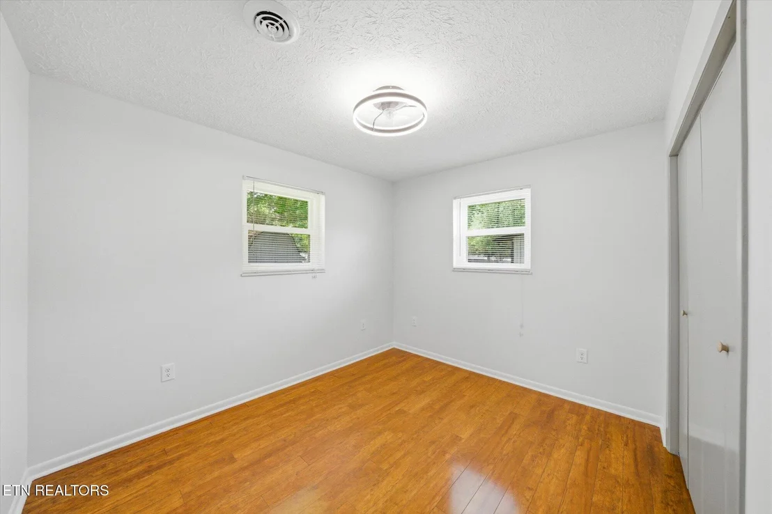 Photo of 409 Windrush Circle