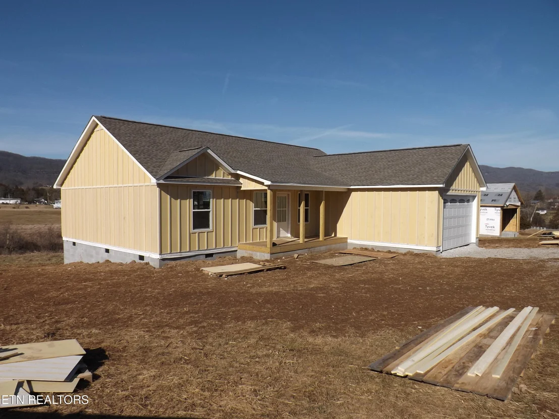 Photo of 955 Shawanee Rd